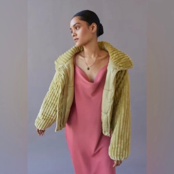 Urban Outfitters BDG Isla Funnel Neck Corduroy Jacket Medium - Picture 2 of 7